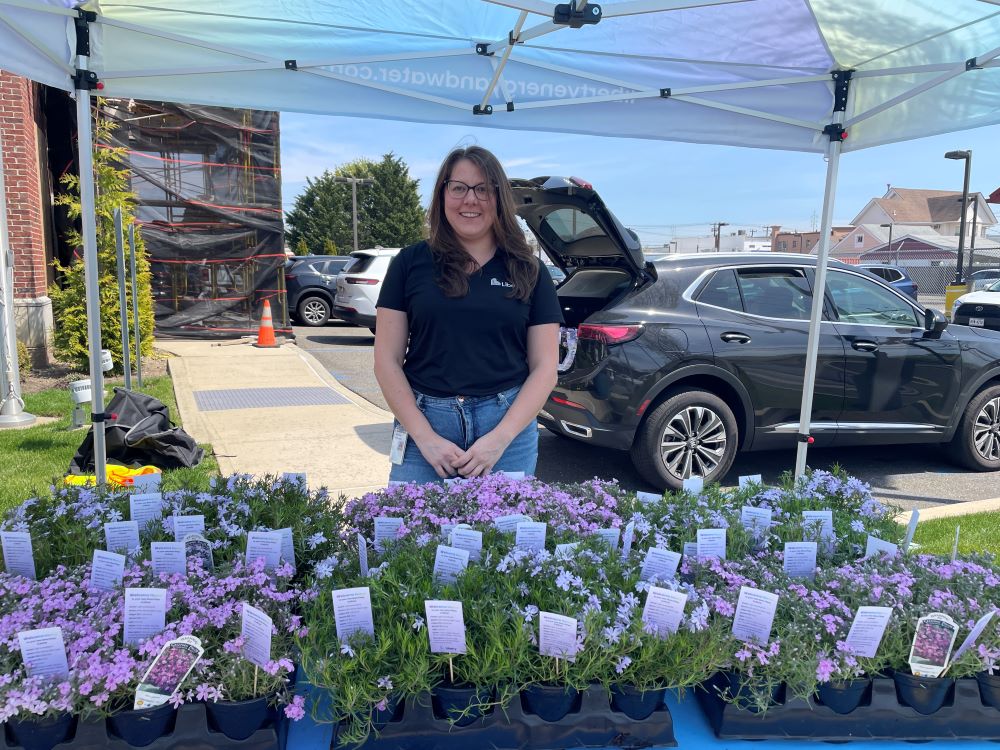 Native Plants Help Customers Conserve Water